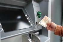 Banken wollen Kunden von Geldautomaten fernhalten