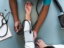 Ärzte und Kassen wollen bis 2021 Digitalakte für Patienten