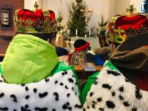 Wie die Sternsinger Glückstränen im Regen sammelten