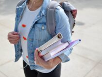 Darauf musst du als Schüler im Ferienjob achten