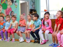 So viel kostet ein Kita-Platz für dein Kind