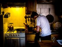 9 Sachen, die alle für ihre erste Wohnung kaufen, aber niemals brauchen