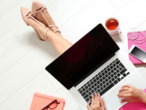 Immer mehr Frauen sind finanziell unabhängig von Männern, Störung bei WhatsApp, Aktien-Flop: Bijou Brigitte