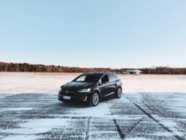 Tesla akzeptiert Bitcoins als Zahlungsmittel, Russen wollen Corona-Impfstoff in Bayern produzieren, E.on-Aktie steigt