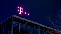 Mehr Hilfe vom Staat gefordert, Deutsche Telekom erhöht Prognose, Bitcoin auf Talfahrt