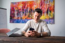 „Die wichtigsten Versicherungen sind in der Regel die, die existenzielle Risiken abdecken.“ – Im Gespräch mit Bastian Kunkel