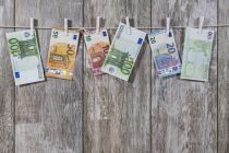 Mehr Geld auf dem Konto: Welche Hacks wirklich zu finanziellen Erfolg führen