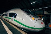 Regeln für künstliche Intelligenz, Fahrplanwechsel der Bahn, Arbeitsplatzabbau bei Bosch