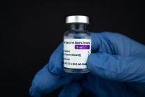 Dax nahe Rekordhoch, Covid-19-Impfstoff AstraZeneca verliert EU-Zulassung, Insolvenzen steigen deutlich