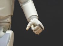 KI-Gesetz beschlossen, Microsoft-Aktie mit Rekordhoch, Mangel an bezahlbaren Wohnungen