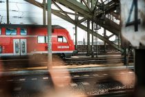 Dax fällt weiter, Pünktlichkeitsziel bei Bahn verfehlt, Verkürzte Laufzeitverlängerung bei Bahncard-Abo?