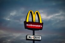 Kolibakterien bei McDonalds, Weiterer Stellenabbau bei Bosch?, Reformen beim Zoll