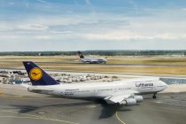Adidas erhöht Prognose, EU-Zahlen zum Wasser, Einschnitte bei Flugplänen in Deutschland