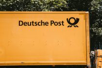 Enormer Auftragsmangel, Briefporto steigt ab 2025, Dax nahe Rekordhoch