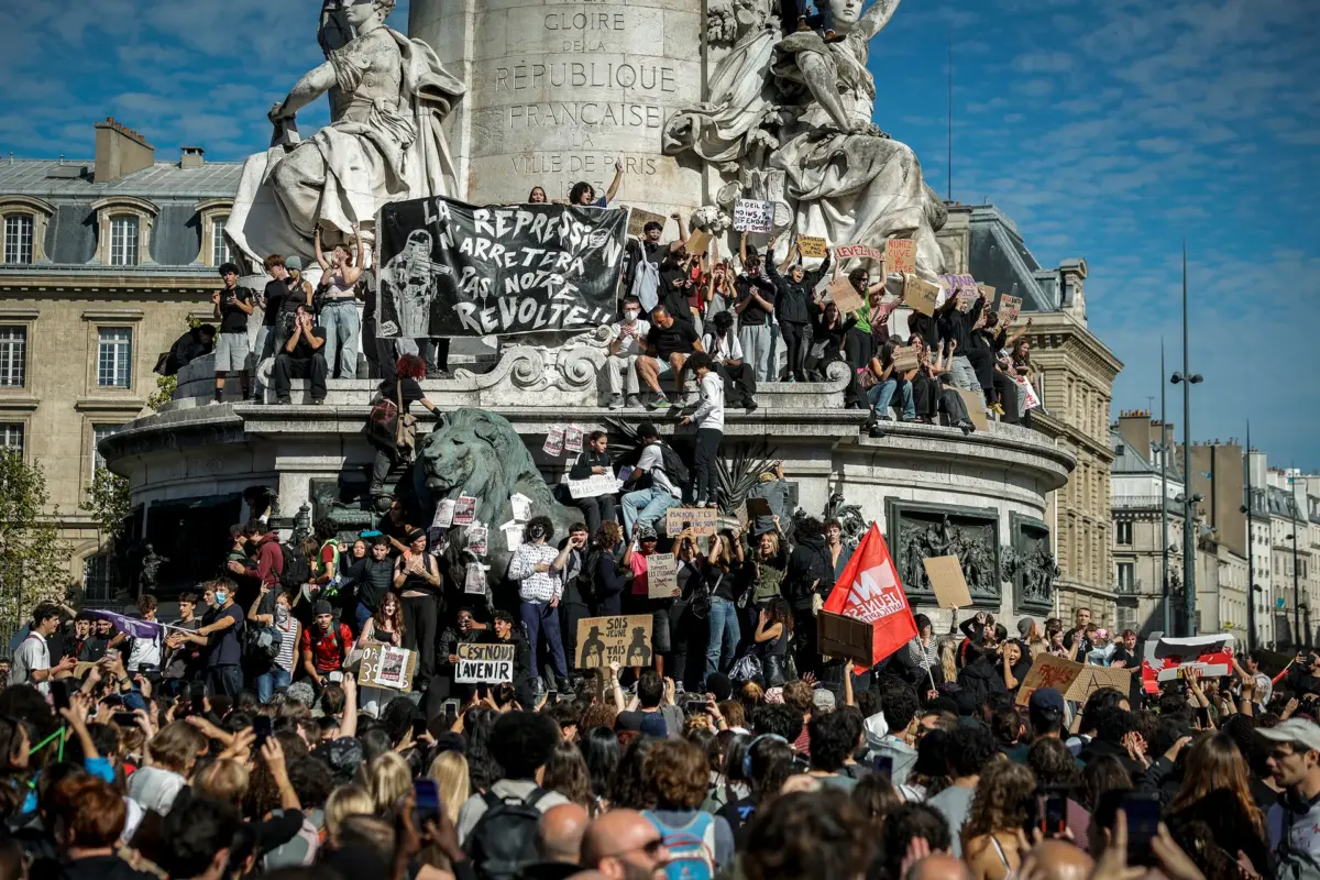 Was Gen Z-Proteste für Politik und Investoren bedeuten